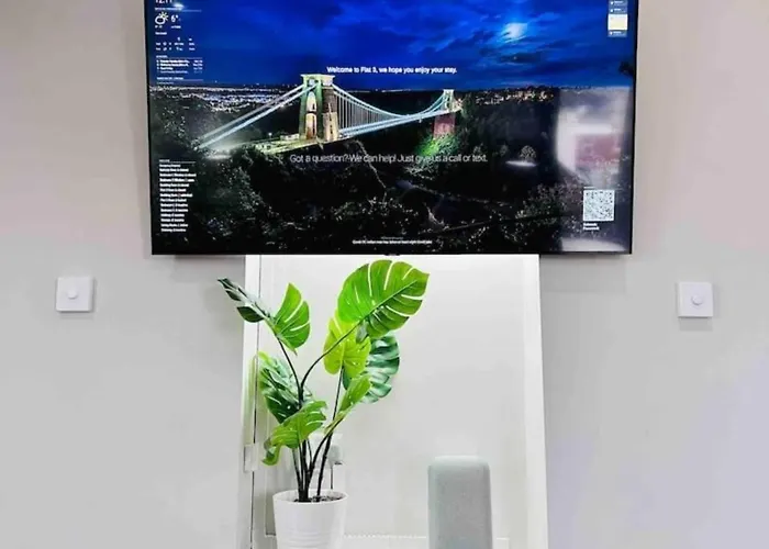 Quiet Victorian Flat, Gloucester Road, Fast Wifi Lejlighed Bristol