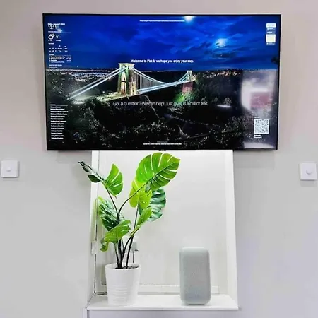 Quiet Victorian Flat, Gloucester Road, Fast Wifi 公寓 布里斯托