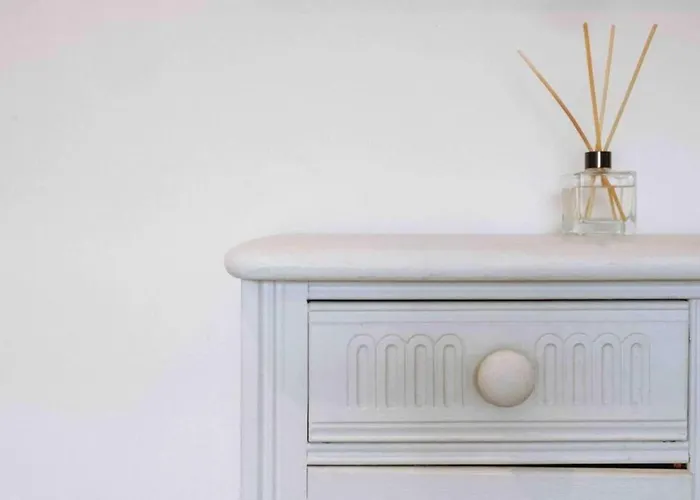 Quiet Victorian Flat, Gloucester Road, Fast Wifi *